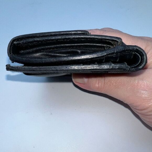 GUCCI W Hook Wallet GG Canvas Canvas x Leather Authentic - Picture 4 of 16